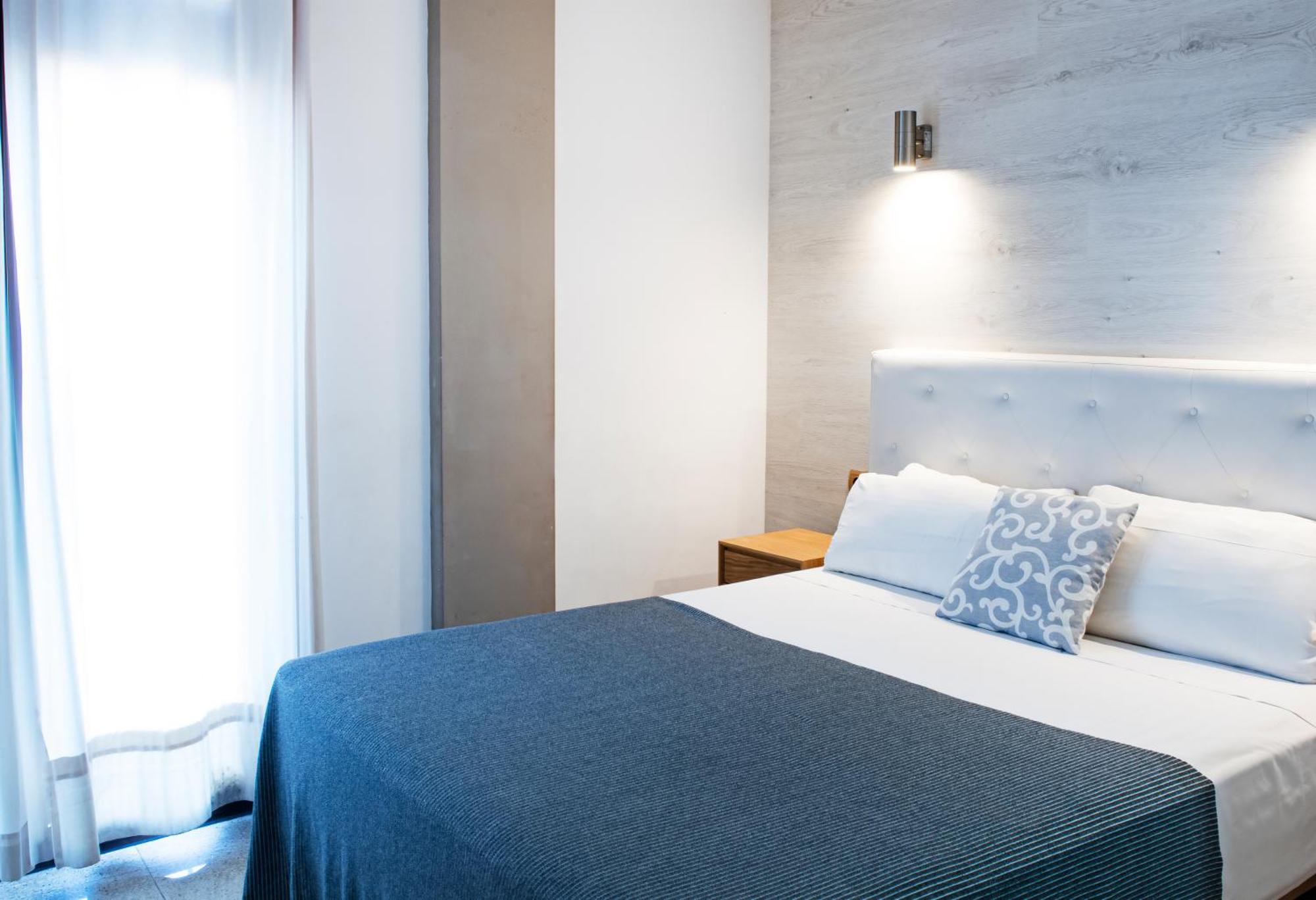 Aparthotel Rambla108 — Photos 1